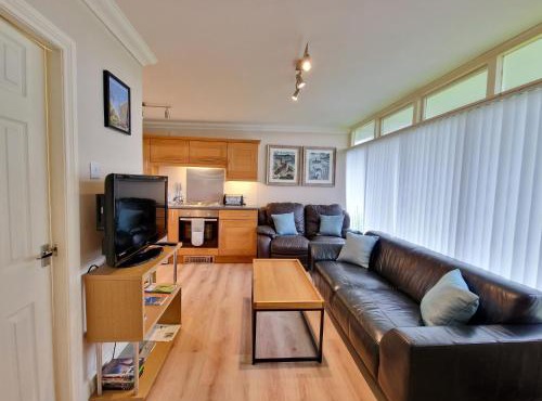 28 Broadside Holiday Chalet near Broads & Beaches