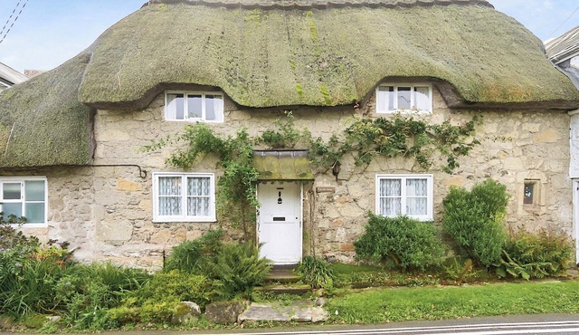 3 bedroom accommodation in Niton, near Ventnor