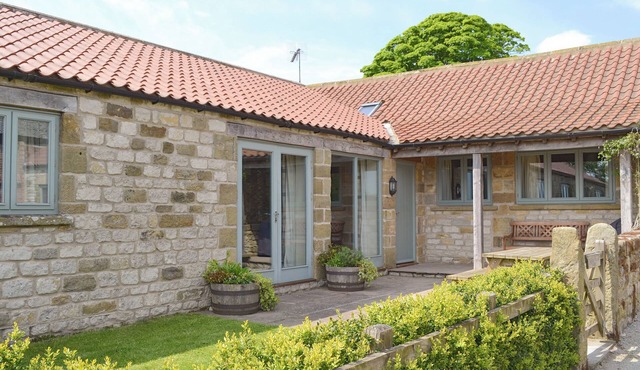 3 bedroom accommodation in Spaunton, near Lastingham