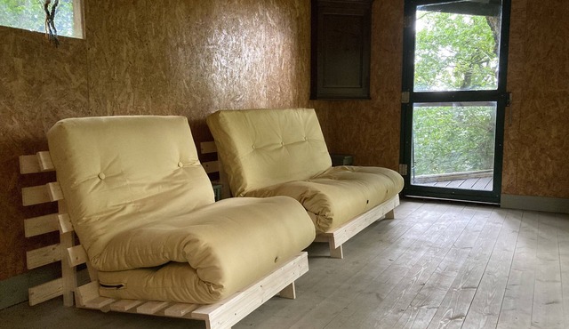 3 Guests - Pet Friendly - Grid Tree-house