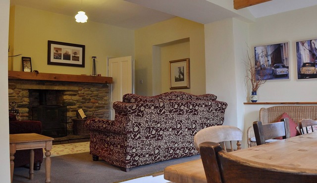 4 bedroom accommodation in Windermere