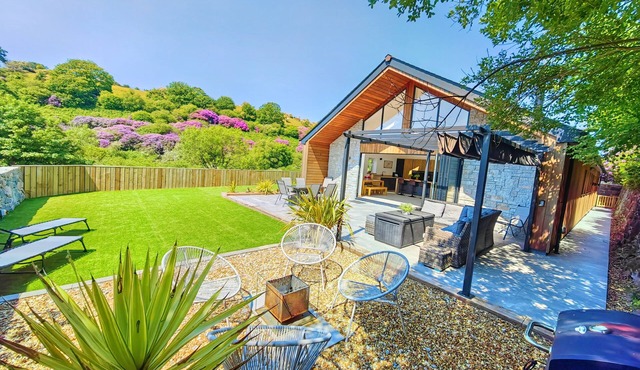 4miles Eden Project, Beach & Harbour. Private Location. Whealchair Friendly