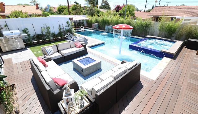 5 STAR ULTRA LUXURY 6 Bdrm DISNEY RESORT HOME W/POOL, JACUZZI & WATER PARK