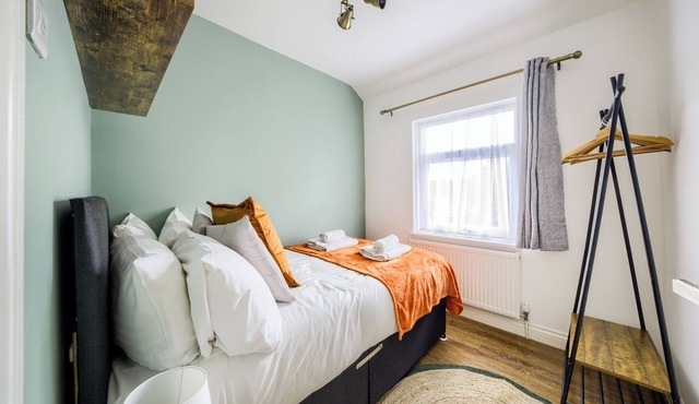 53QMC Sleeps 9| Driveway |Pool Table I Parking