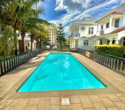 6 Pine Villa Résidence Privée avec Piscine proche de la plage