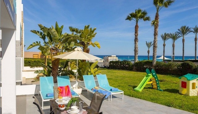 A modern 2 bedroom house in the absolute heart of Protaras with fantastic views of the sea