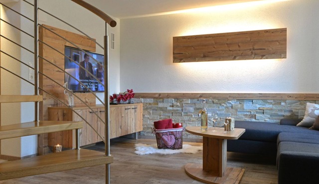 Alpenlodge: Exclusive apartment with private garden and terrace in Stubai valley
