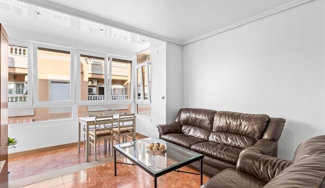 Apartment 'Zoa' with Balcony and Air Conditioning