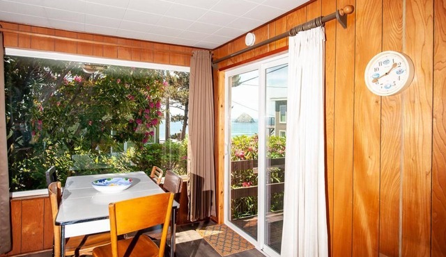 Aster Cabin