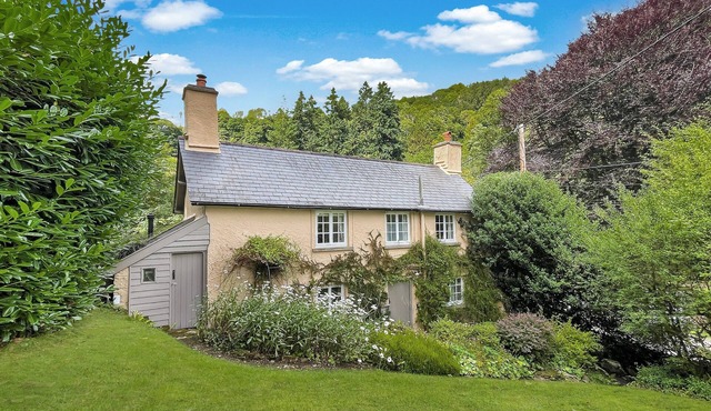 Ball Cottage, Winsford