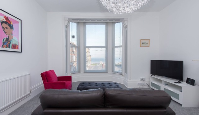 Bay View in Broadstairs - sleeps 4 guests in 2 bedrooms
