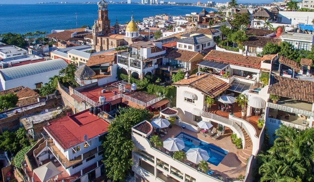 Beautiful villa hillside ,stunning views , private pool , staff service