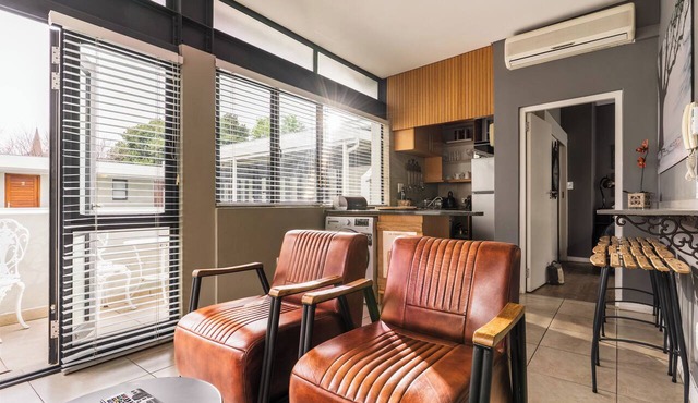 Beautiful two-bedroom self-catering unit in the heart of Historic Stellenbosch