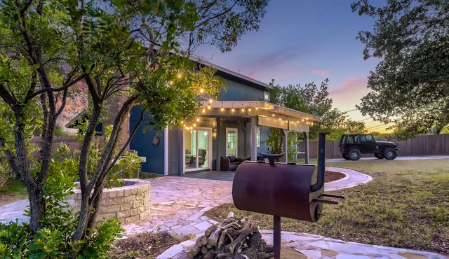 Beautifully Remolded 3 Bedroom Nearby the Q2 Stadium and The Domain - by PMI Austin Metro in Austin