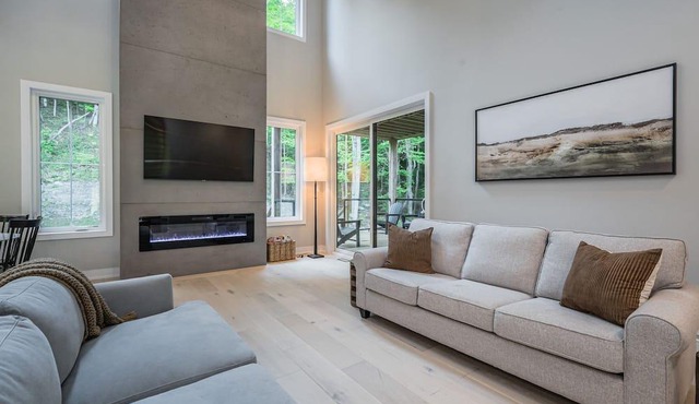 Birchwood Country House w/ AC & EV charger