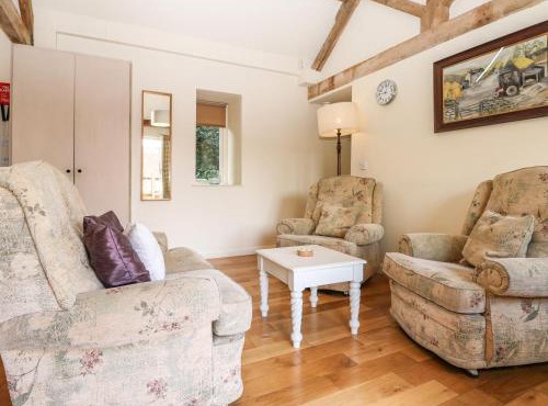 Byre Cottage 2