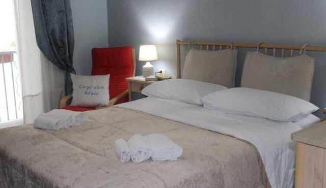 Carpe Diem House Modern apartment in Vietri with free parking and shuttle