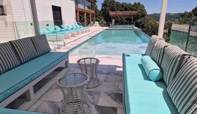 Chateau on Cudgen minutes to beautiful Tweed coast beaches. Pool/hot tub/firepit