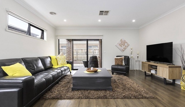 Comfort and Space in Lara’s Family Friendly Home