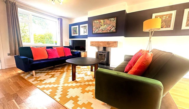 Contractor Accommodation Near Deeside - Sleeps 6