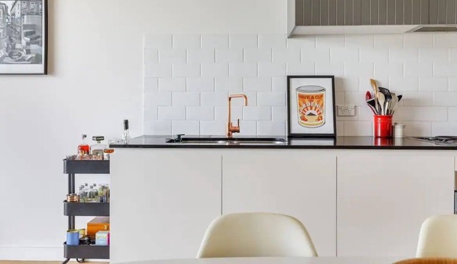 Cosy warehouse-style 2-bedroom apartment