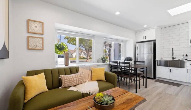 Cozy 1bd 1ba Sleeps 3 Close to Disney