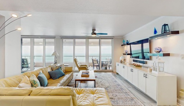 Crescent Beach Club II PHB