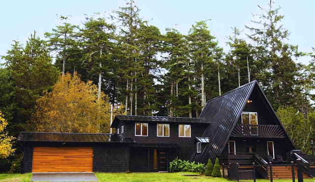 Deer Meadow Estate at Bandon Dunes - 5-star living
