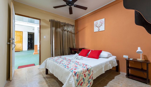 El Cocobolo Food&Rest Room 4 B&B Wifi A/C Pkg