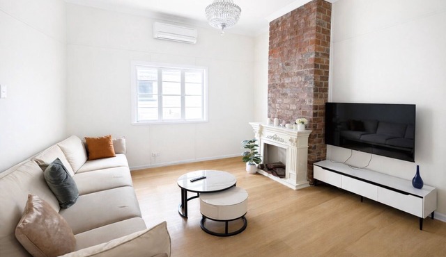 Entire 3-bedroom apartment near the central business district