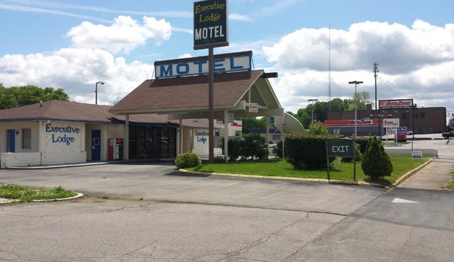 Executive Lodge in Alcoa