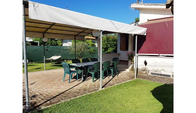 'FAUSTY' - Villa 4/6 posti a 300 mt dal mare