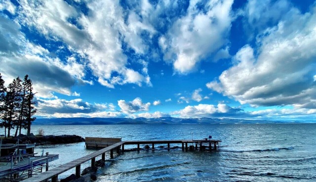 Flathead Lake Cabin w/Hot Tub & Close to Bigfork