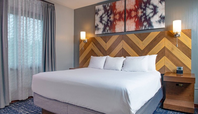 Glacier Canyon Resort With Free access to WaterParks and other Amenities