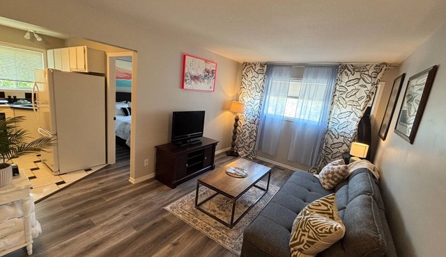 Hall's Haven: Simple Cozy Escape. Pets Welcome! Hiking & Wine Trail Nearby
