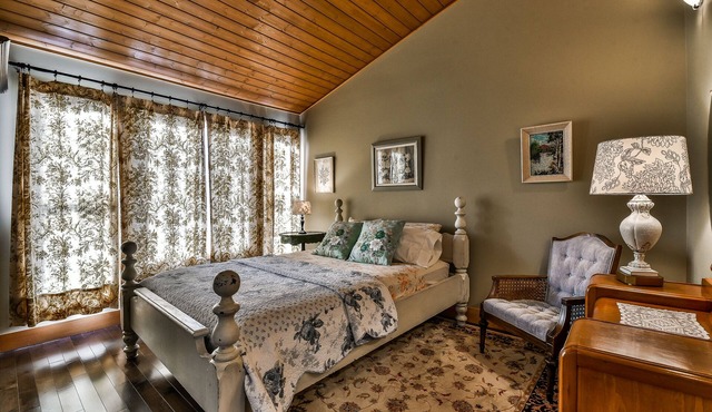 Harrison Charming Country Cottage in Agassiz
