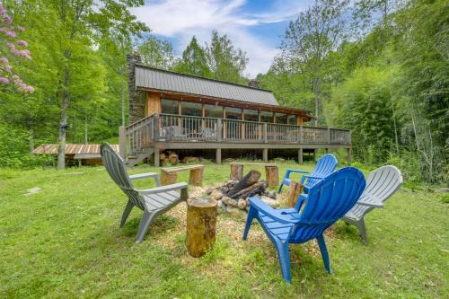 Hot Tub, Fire Pit: Waynesville Getaway Near Hiking