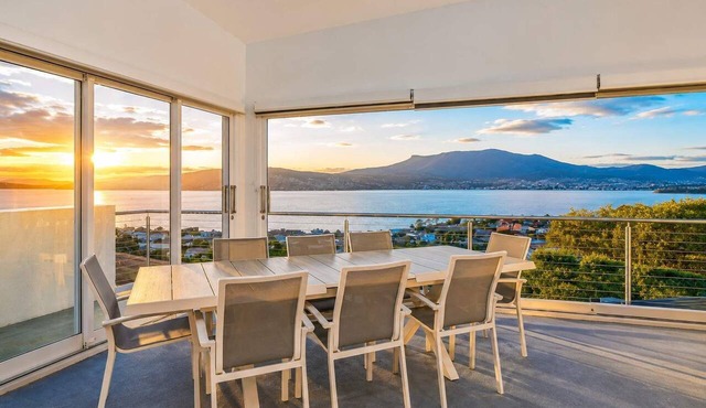 "House on the Hillside" with City Views Sleeps 12