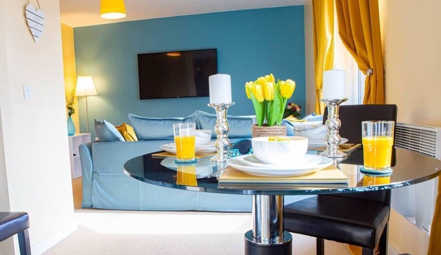 Inviting 2-Bed Apartment in Wolverhampton in Wolverhampton