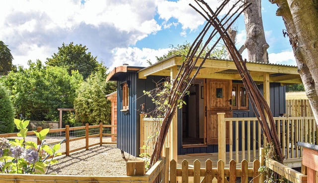 Keldholme Shepherds Hut - UK37158