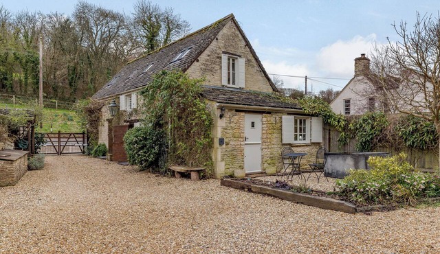 Kilcot Coach House is a detached cottage within the frounds of Kilcot House.