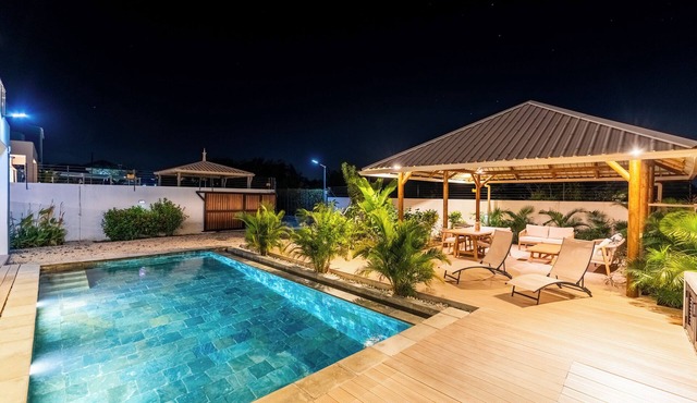 Lady Anne's villa, a new & modern, cosy in Grand-Bay, 3 mins drive to the beach