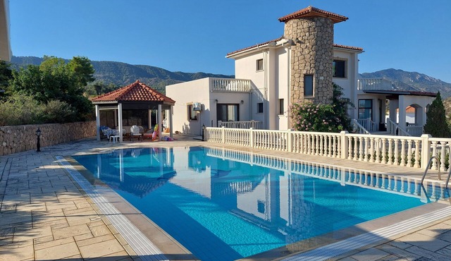 Large villa with large pool, garden, sea, forest, mountain view and privacy