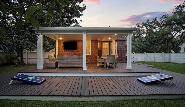 Luxury Bungalow Steps Away From Trendy Avondale & 5 Minutes to Downtown