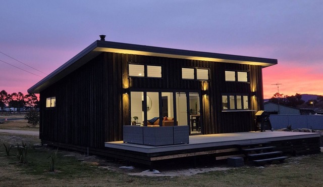 Luxury retreat near Girraween​