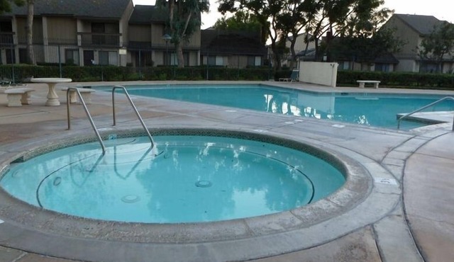 Magic Mouse Vacation Rentals #1 ~ Best Condo Right Next to Disneyland ☆5 Stars☆
