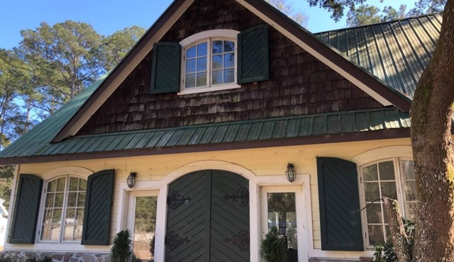 Minutes from the beach, with indoor hot tub