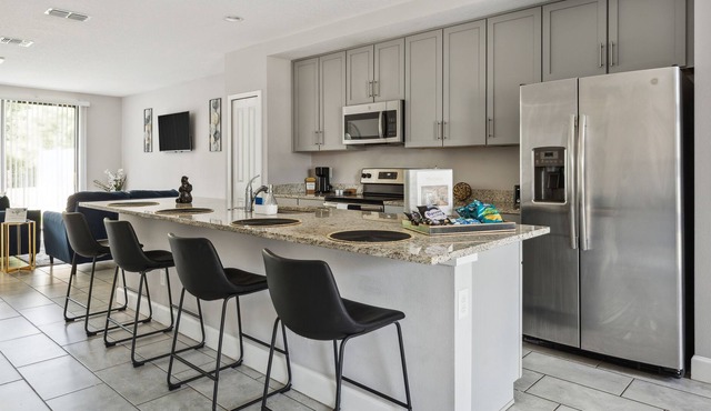 NEW Luxury 3BD/2.5BA Near Disney & Attractions