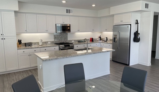 New Luxury Condo in Prime Anaheim Location