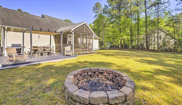 NEW! Willow Spring Home w/ Porch: 17 Mi to Raleigh in Willow Spring